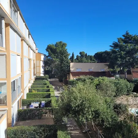 Climatise Avec Piscine Proche *